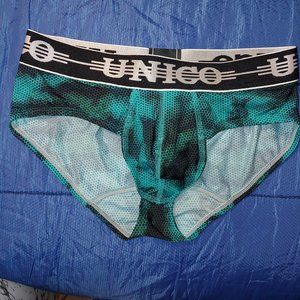 Men's Unico Brief Medium